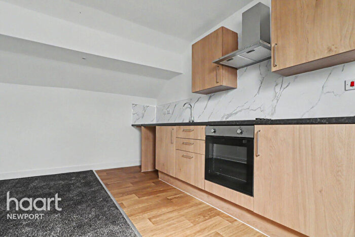 2 Bedroom Apartment To Rent In Commercial Street, Newport, NP20