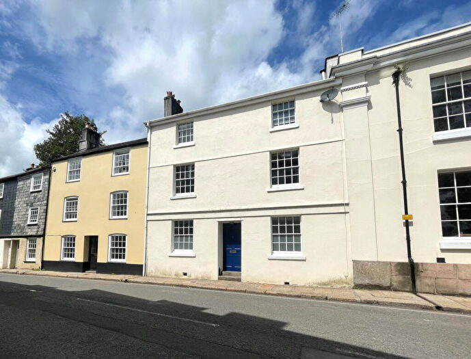 4 Bedroom Town House For Sale In West Street, Tavistock, PL19