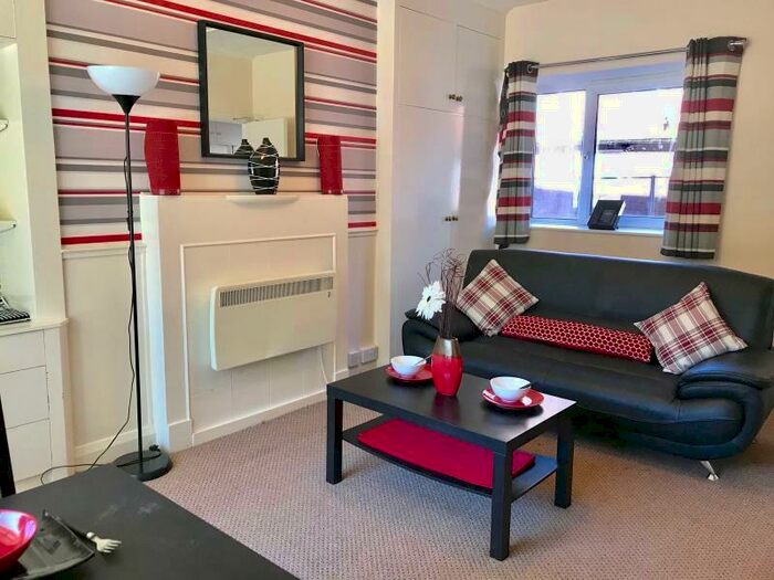 Studio To Rent In Cumberland Court, LS6