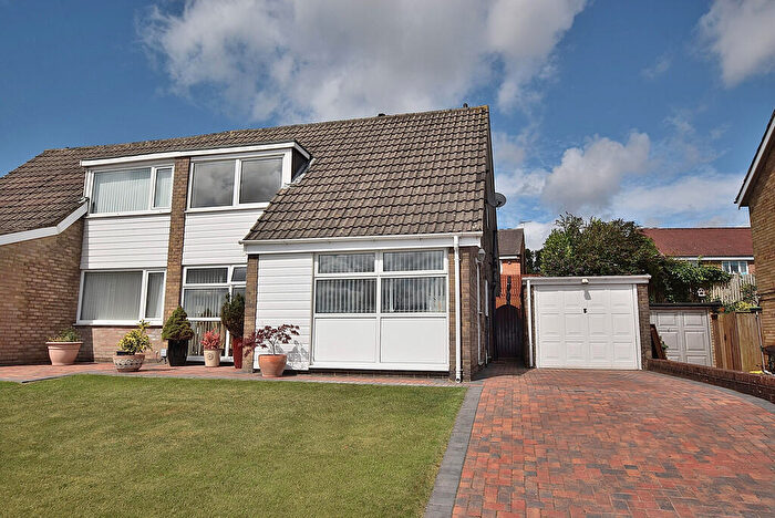 3 Bedroom Semi Detached House For Sale In Aske Avenue, Richmond, DL10