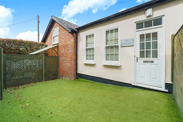 3 Bedroom Garage / Parking For Sale In Highfield Road, Bushey, Hertfordshire, WD23
