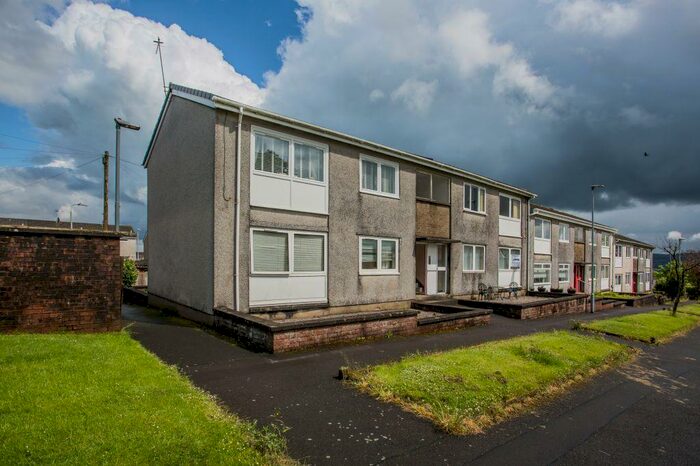 1 Bedroom Flat To Rent In Montgomery Drive, PA10