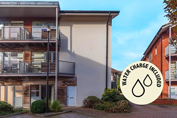 1 Bedroom Apartment To Rent In The Plaza, Anvil Street, Temple Quay, BS2