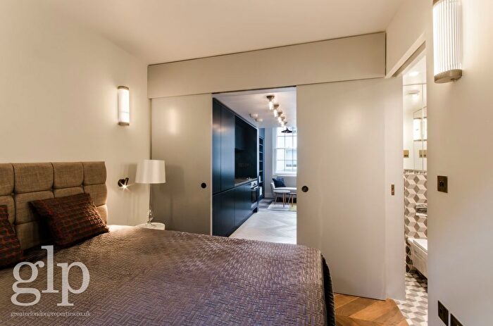1 Bedroom Flat To Rent In Old Compton Street, Soho, W1D