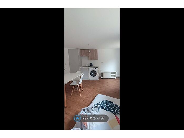 Studio To Rent In Station Road, Chadwell Heath, Romford, RM6