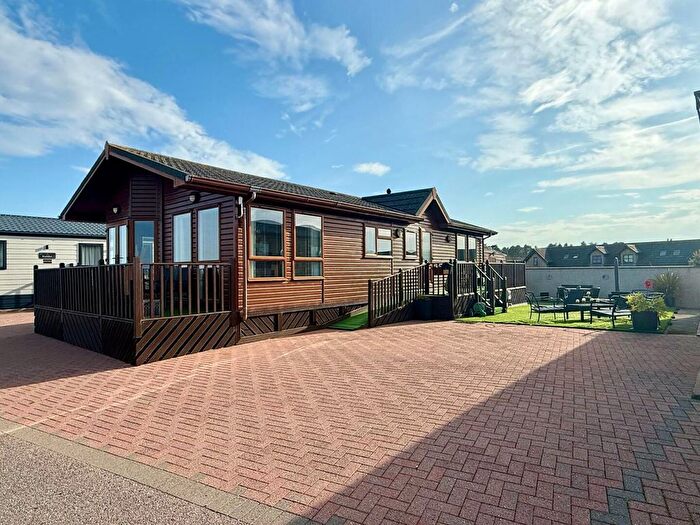 2 Bedroom Property For Sale In Seatown, Lossiemouth, IV31