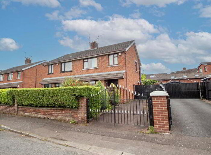 3 Bedroom Semi-Detached House For Sale In Stewartstown Park, Belfast, BT11