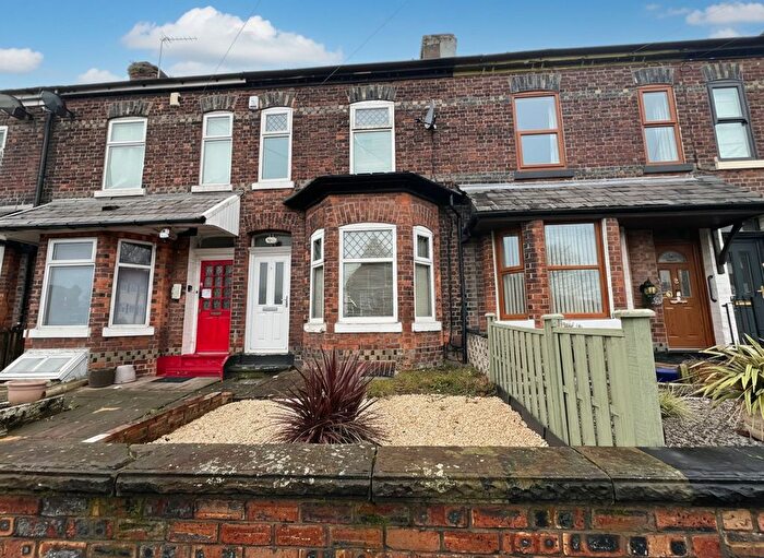 2 Bedroom Terraced House For Sale In Peel Green Road, Eccles, M30