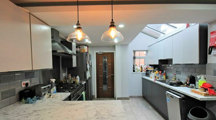 5 Bedroom Terraced House To Rent In Exeter Road, Selly Oak, Birmingham, B29