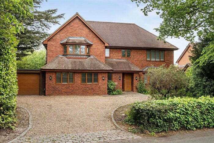 5 Bedroom Detached House For Sale In Forest Road, East Horsley, KT24