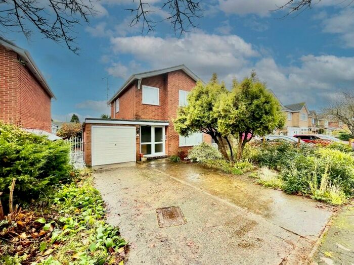 3 Bedroom Detached House For Sale In Hatt Close, Moulton, PE12