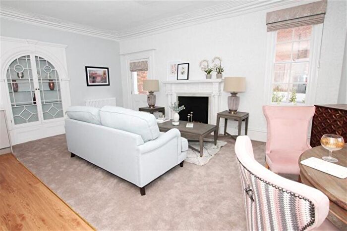 1 Bedroom Apartment To Rent In Keldgate Manor, HU17