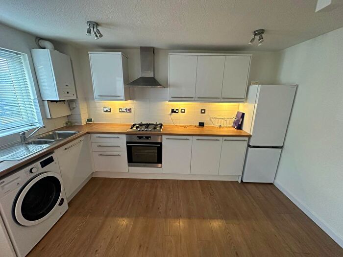 1 Bedroom Terraced House To Rent In George Green, Slough, SL3