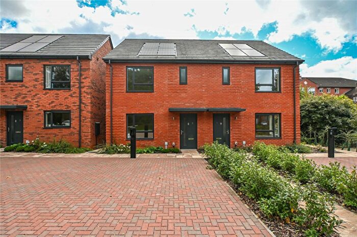 3 Bedroom Semi-Detached House For Sale In Burcot Close, Bromsgrove, Worcestershire, B60