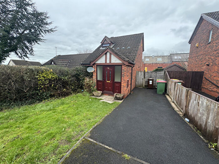 2 Bedroom Semi-Detached House To Rent In St Walburges Gardens Preston, PR2