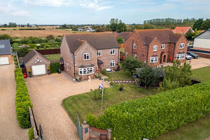 4 Bedroom Detached House For Sale In Main Road, Saltfleetby, Louth, LN11