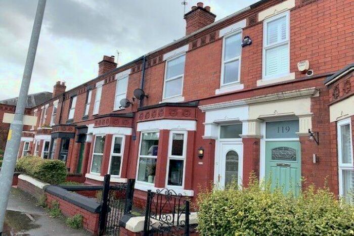 3 Bedroom Property To Rent In Chester Road, Warrington, WA4