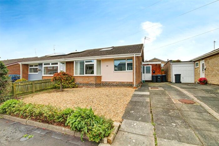 3 Bedroom Bungalow For Sale In Norwich Road, Newton Hall, Durham, DH1