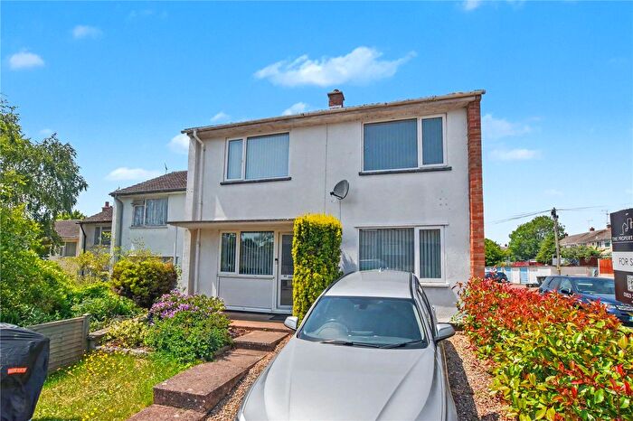 3 Bedroom End Terrace House For Sale In Dorchester Road, Taunton, Somerset, TA2