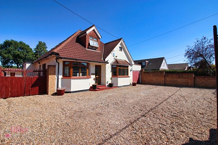 4 Bedroom Detached Bungalow For Sale In Hever Avenue, West Kingsdown, TN15