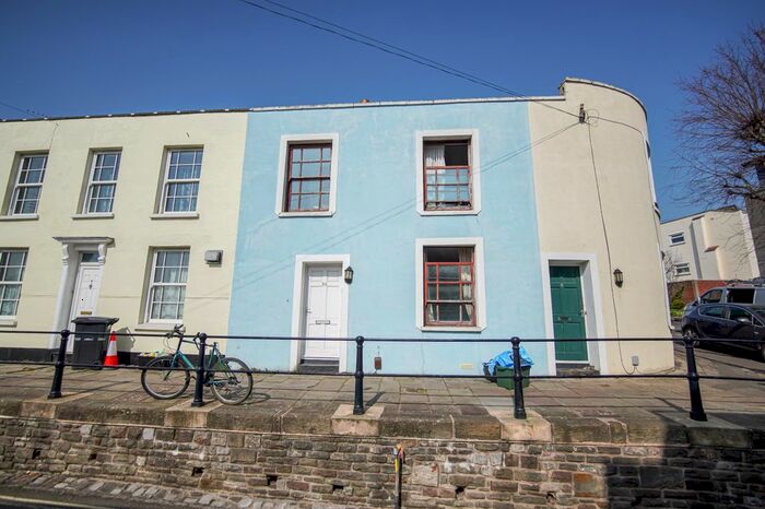 3 Bedroom Property To Rent In Worrall Road, Clifton, Bristol, BS8