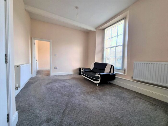 1 Bedroom Apartment To Rent In Tavistock, Devon, PL19