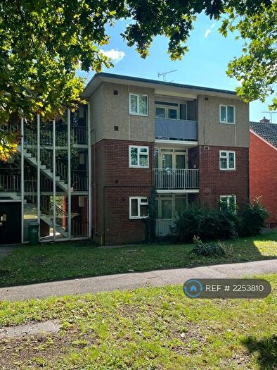 1 Bedroom Flat To Rent In Long Riding, Basildon, SS14