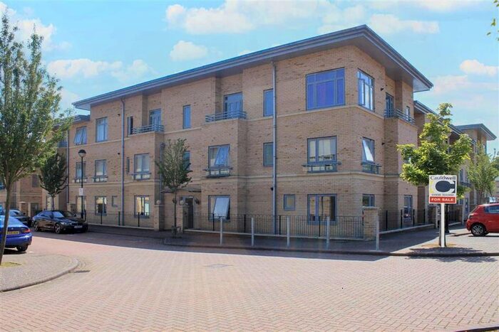1 Bedroom Flat To Rent In Robinson Street, Bletchley, Milton Keynes, Bucks, MK3