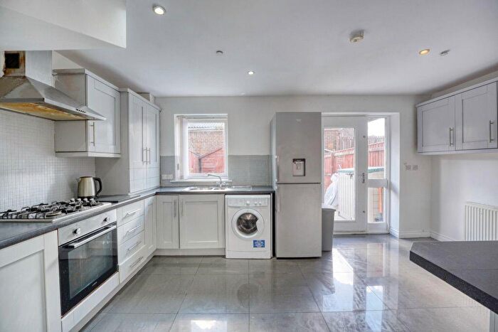 4 Bedroom Terraced House For Sale In Meadowsweet Close, Consett, DH8