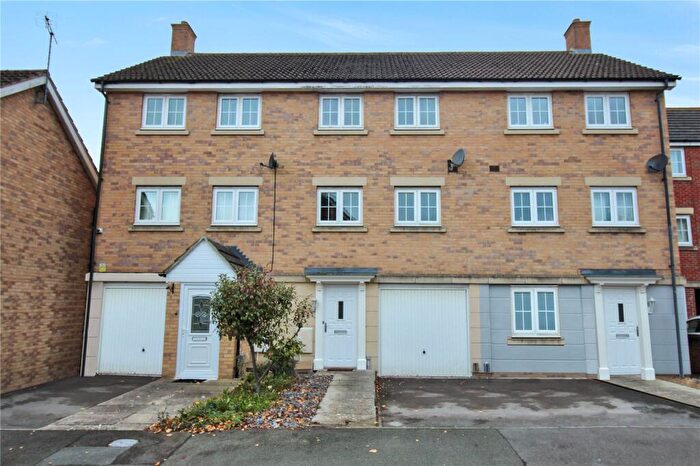 3 Bedroom Terraced House For Sale In Bradshaw Court, Haydon End, Swindon, SN25