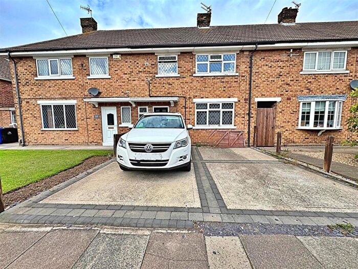 3 Bedroom Terraced House For Sale In Sandringham Road, Cleethorpes, N.E. Lincs, DN35