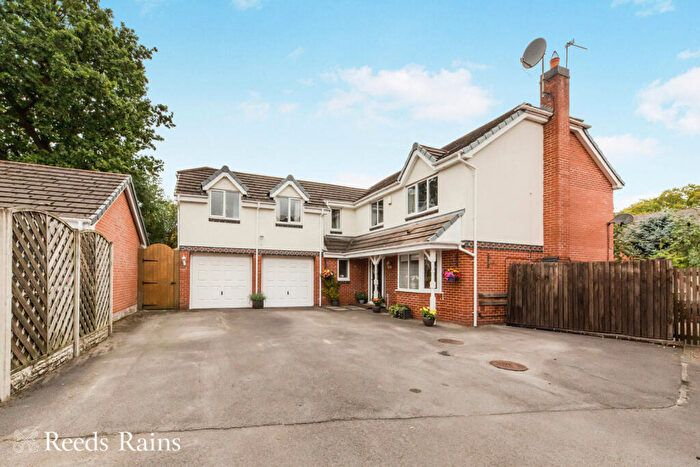 5 Bedroom Detached House For Sale In Ryedale Way, Congleton, Cheshire, CW12