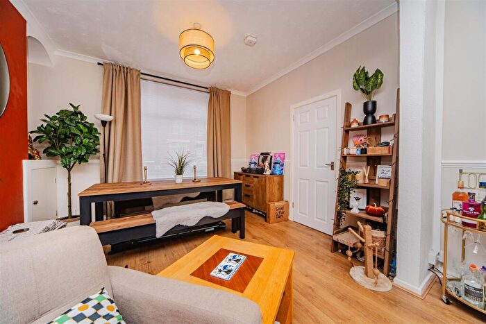 3 Bedroom Terraced House For Sale In Castle Street, Barry, CF62