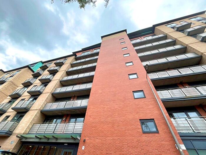 2 Bedroom Flat For Sale In Dyersgate, Bath Lane, Leicester, LE3