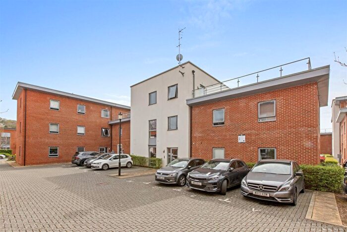 1 Bedroom Property For Sale In Pallatia Court, High Wycombe, HP13