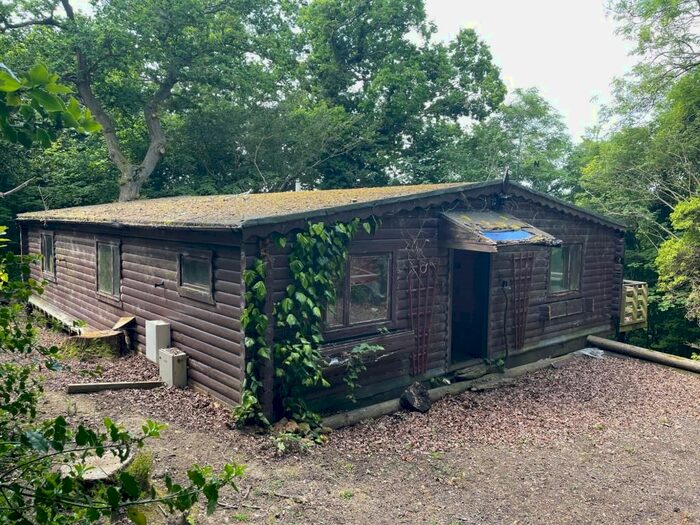 3 Bedroom Property For Sale In Badgers Mount, Denton Lane, Wootton, Canterbury, Kent, CT4