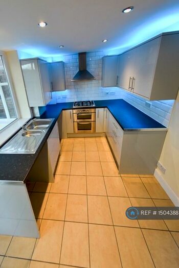 3 Bedroom Terraced House To Rent In Bethel Avenue, Failsworth, Manchester, M35