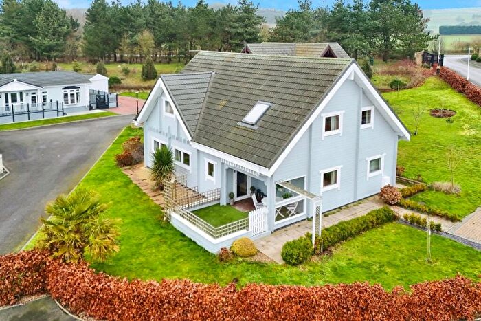 4 Bedroom Detached House For Sale In Fonaby, Market Rasen, LN7