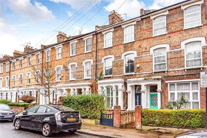4 Bedroom Terraced House To Rent In Ambler Road, Finsbury Park, N4