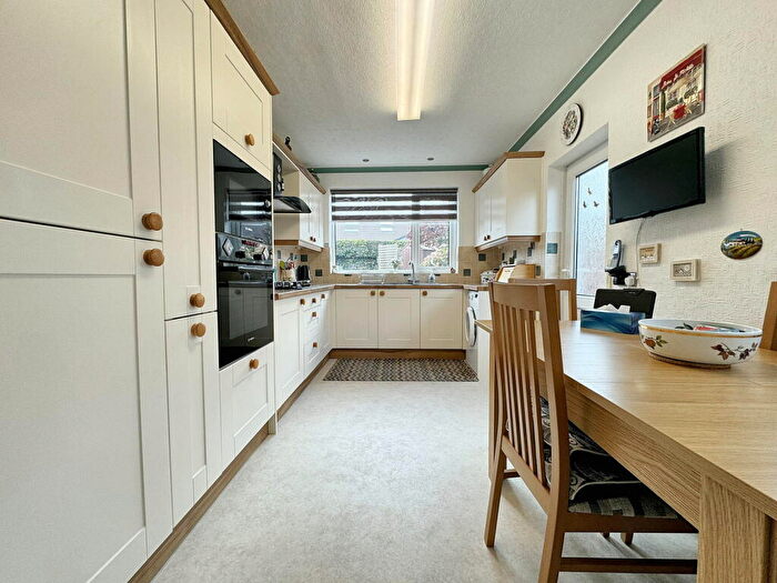 2 Bedroom Detached Bungalow For Sale In Bryn Derwen, Abergele, LL22