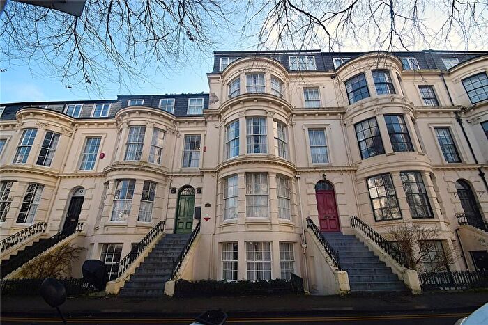 24 Bedroom Terraced House For Sale In Crown Terrace, Scarborough, YO11