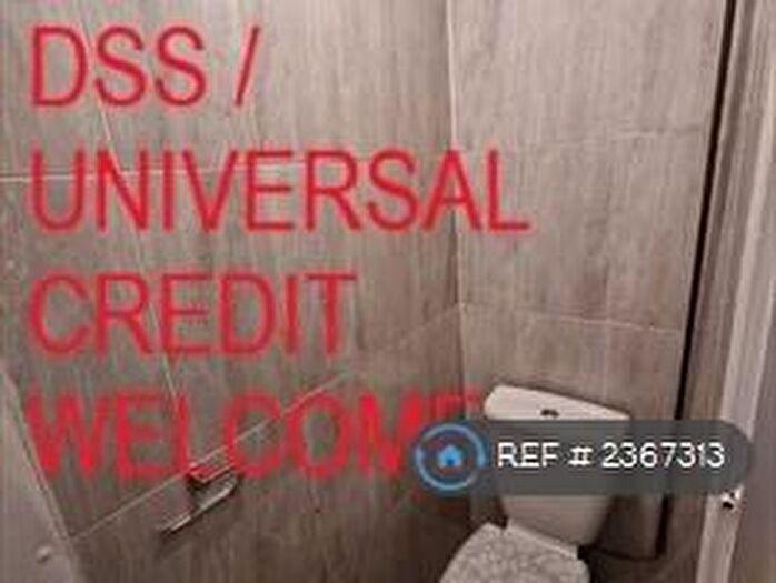 2 Bedroom Flat To Rent In Redbridge Gardens, London, SE5