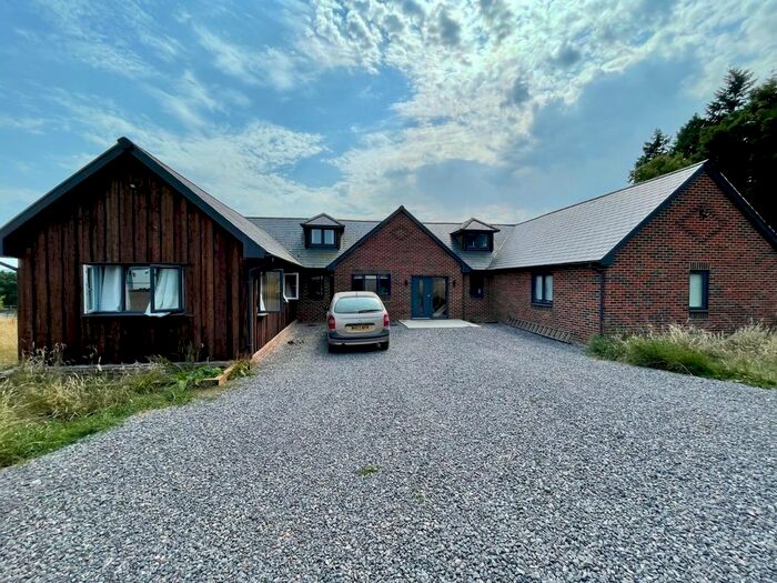 1 Bedroom Flat To Rent In Hamstead Marshall, Newbury, RG20