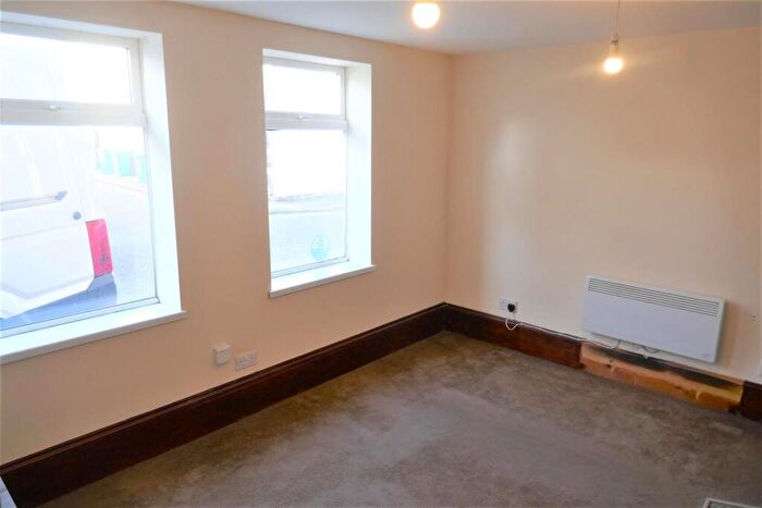 1 Bedroom Flat To Rent In Club Street, Kettering, Northants, NN16