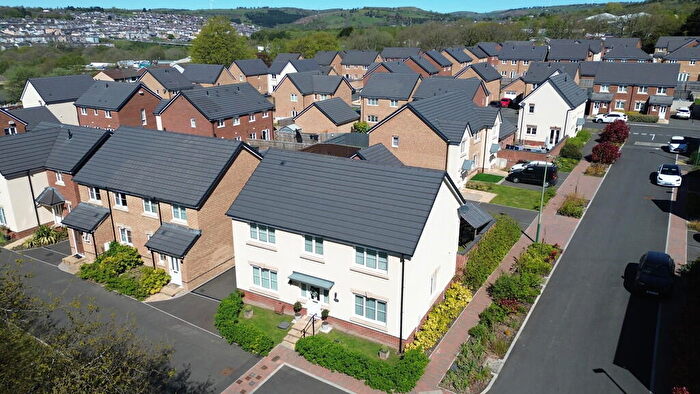 4 Bedroom Detached House For Sale In Birch Way, Aberbargoed, CF81