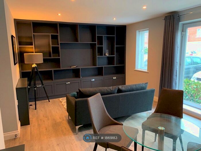 2 Bedroom Flat To Rent In Block B, Leicester, LE4