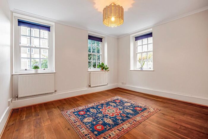 2 Bedroom Flat For Sale In Westminster, London, SW1P