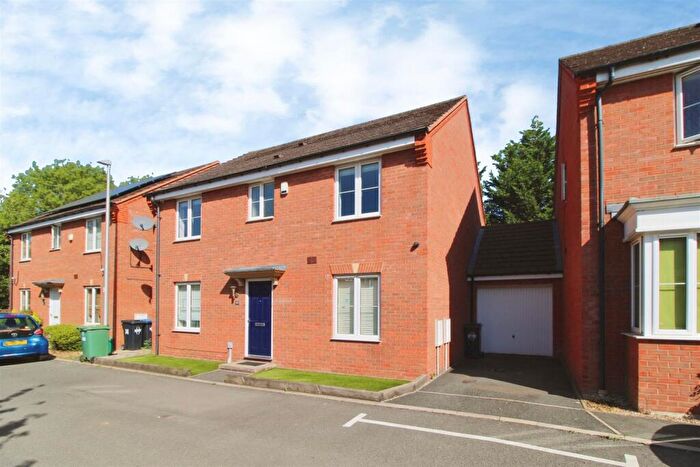 4 Bedroom Detached House For Sale In Projects Drive, Rugby, CV21