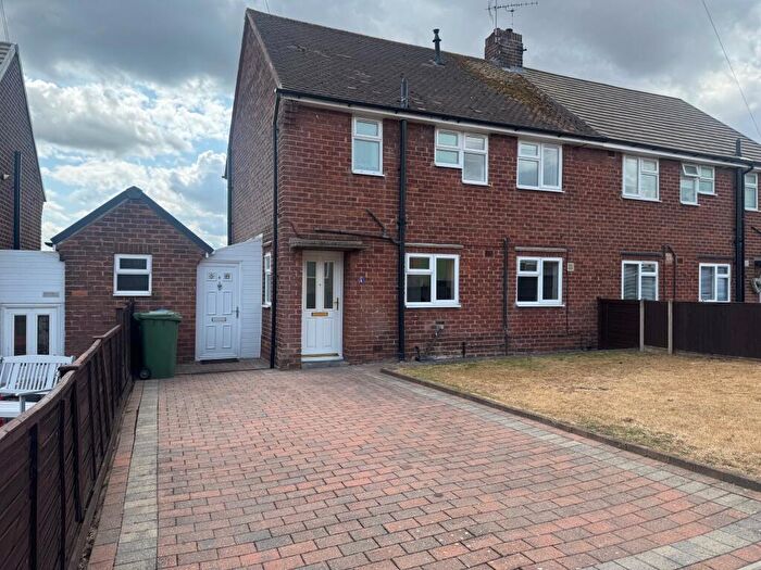 3 Bedroom Semi Detached House For Sale In Burns Road, Worksop, S81