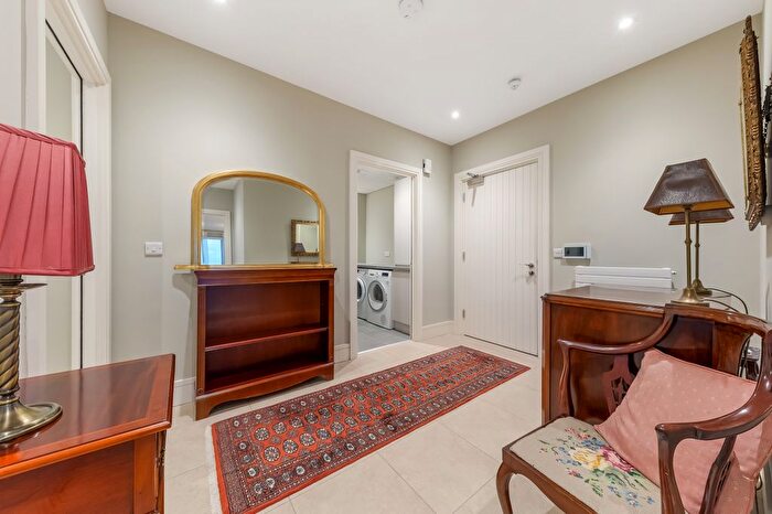 2 Bedroom Flat To Rent In Apartment ., Shore Road, Holywood, Co Down, BT18
